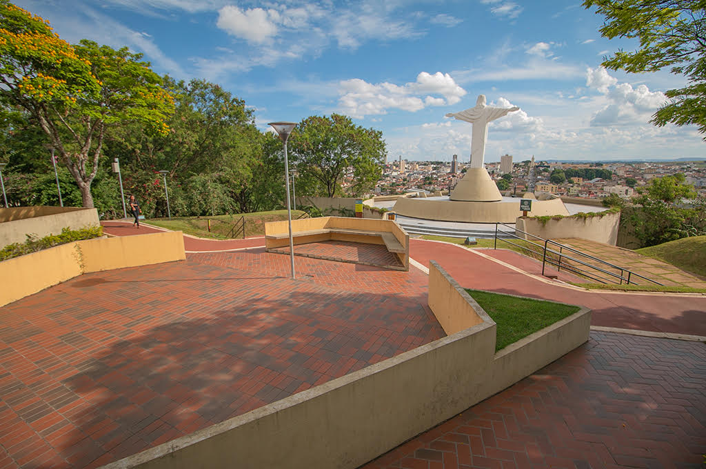 Prefeitura abre chamamento público para concessão de espaço comercial no Parque do Cristo