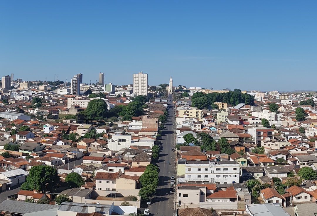 Abertura  e Fechamento dos órgãos municipais: Feriado da Proclamação da República em Araxá