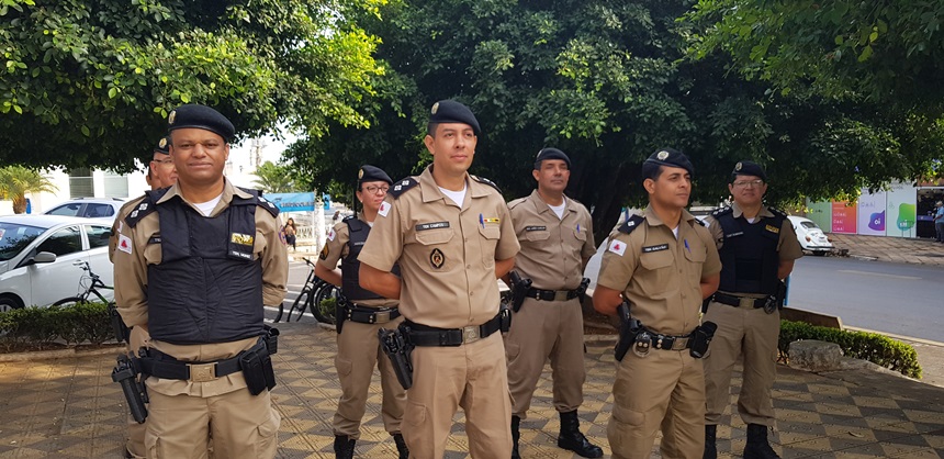 POLÍCIA MILITAR PRENDE AUTOR POR CORRUPÇÃO DE MENORES EM ARAXÁ/MG