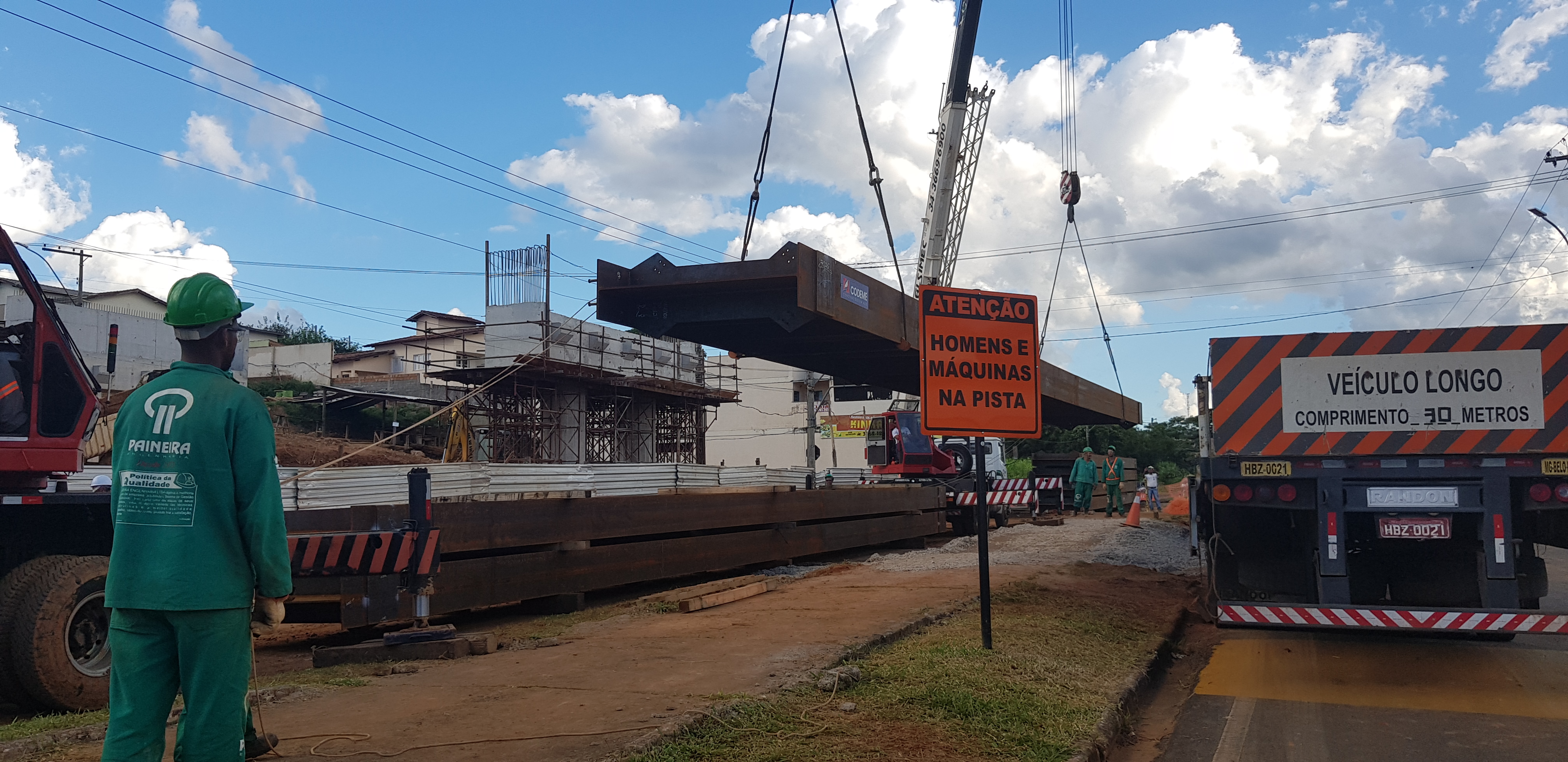 Trecho da Av. João Paulo II interditado para obras no Viaduto da Rua Uberaba