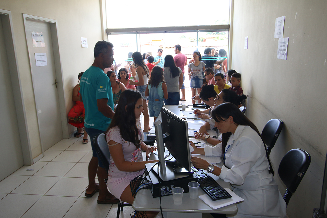 Dia D” Em Araxá ”  contra o Sarampo também teve atualização do cartão de vacinas