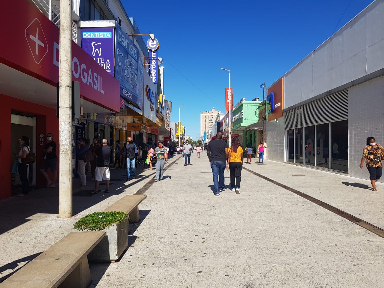 Corpus Christi comércio fechado em Araxá