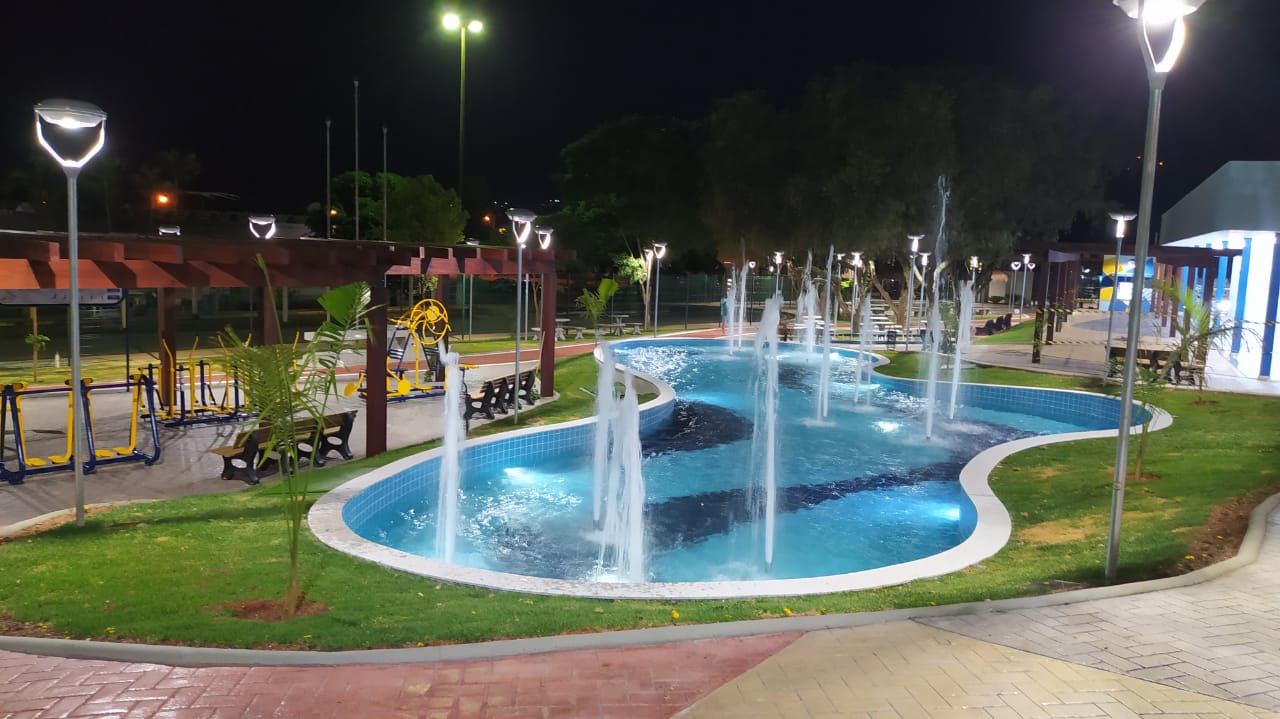 Praça da Família é inaugurada com a beleza do estilo do povo mineiro.