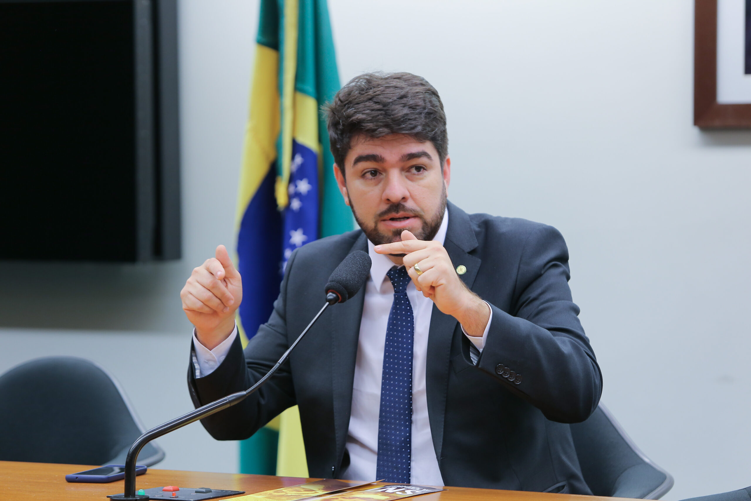 Deputado Zé Vitor garante recursos de mais de 1 milhão de reais para Santa Casa em Araxá na luta pelo Covid 19