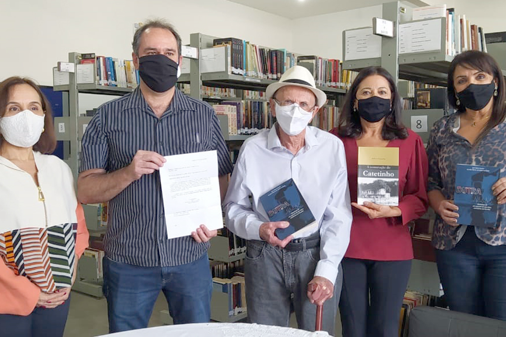 Biblioteca Municipal de Araxá comemora 71 anos e amplia acervo