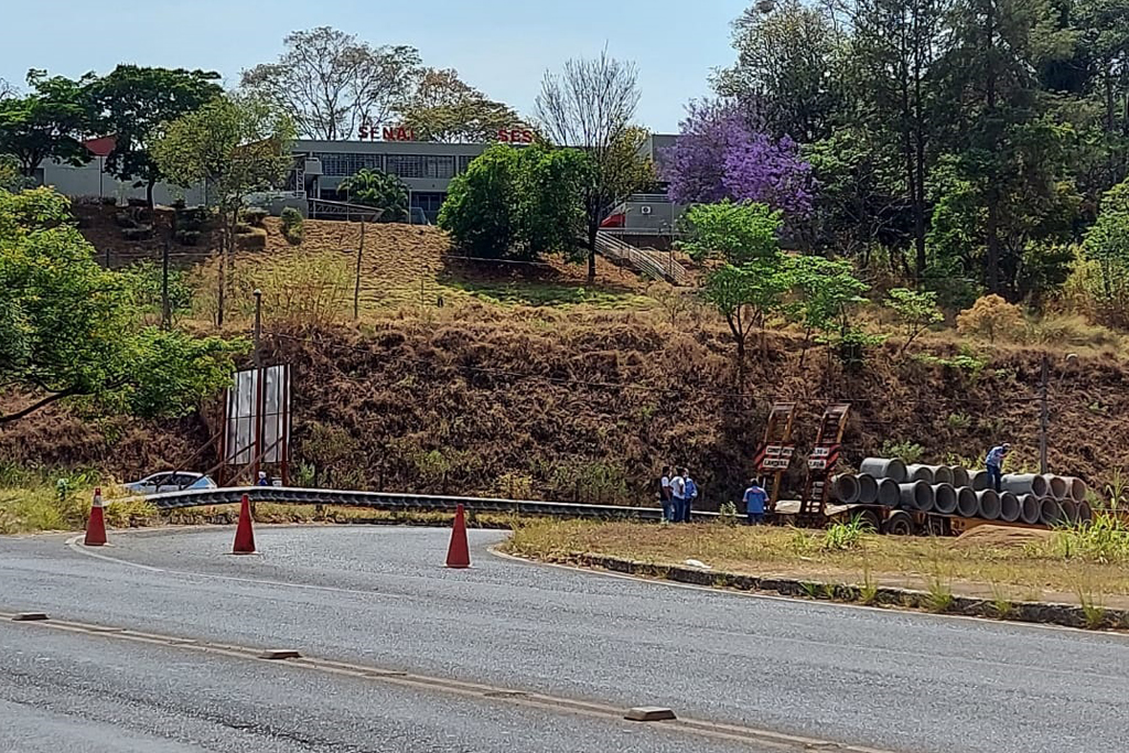 Alça de acesso à avenida Dâmaso Drummond (Centro / bairro) fica interditada por 15 dias