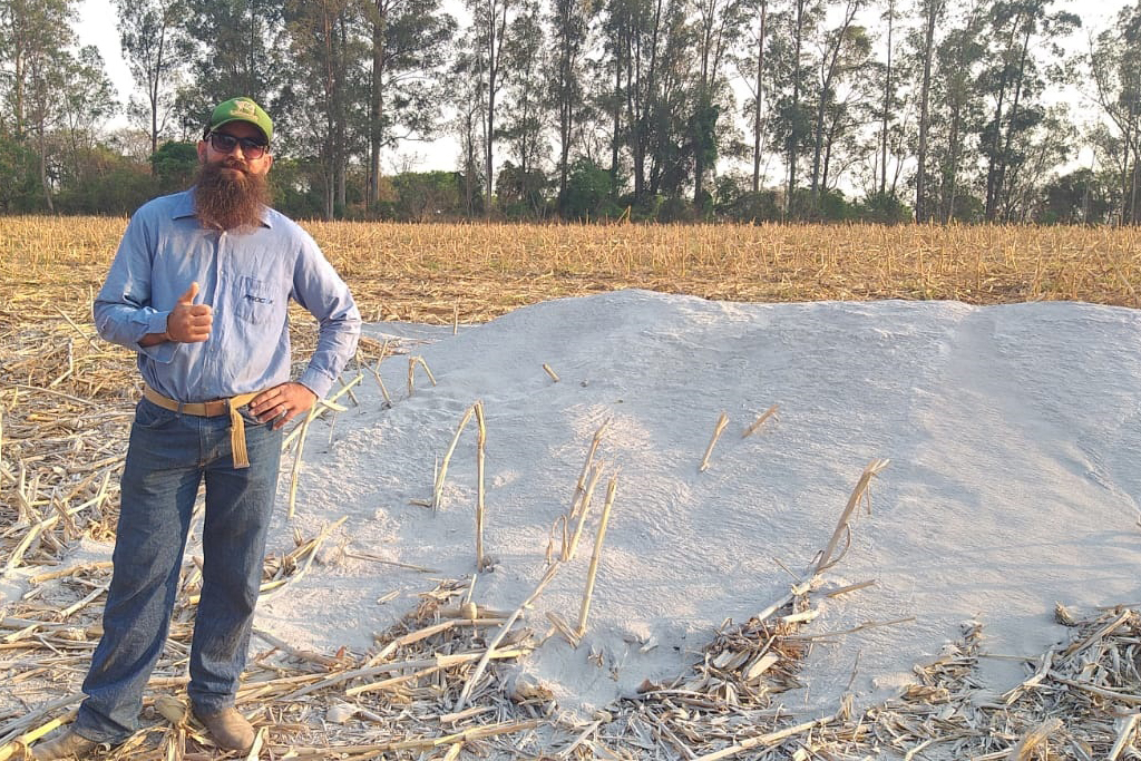 Prefeitura de Araxá começa a distribuição de calcário para produtores rurais de Araxá