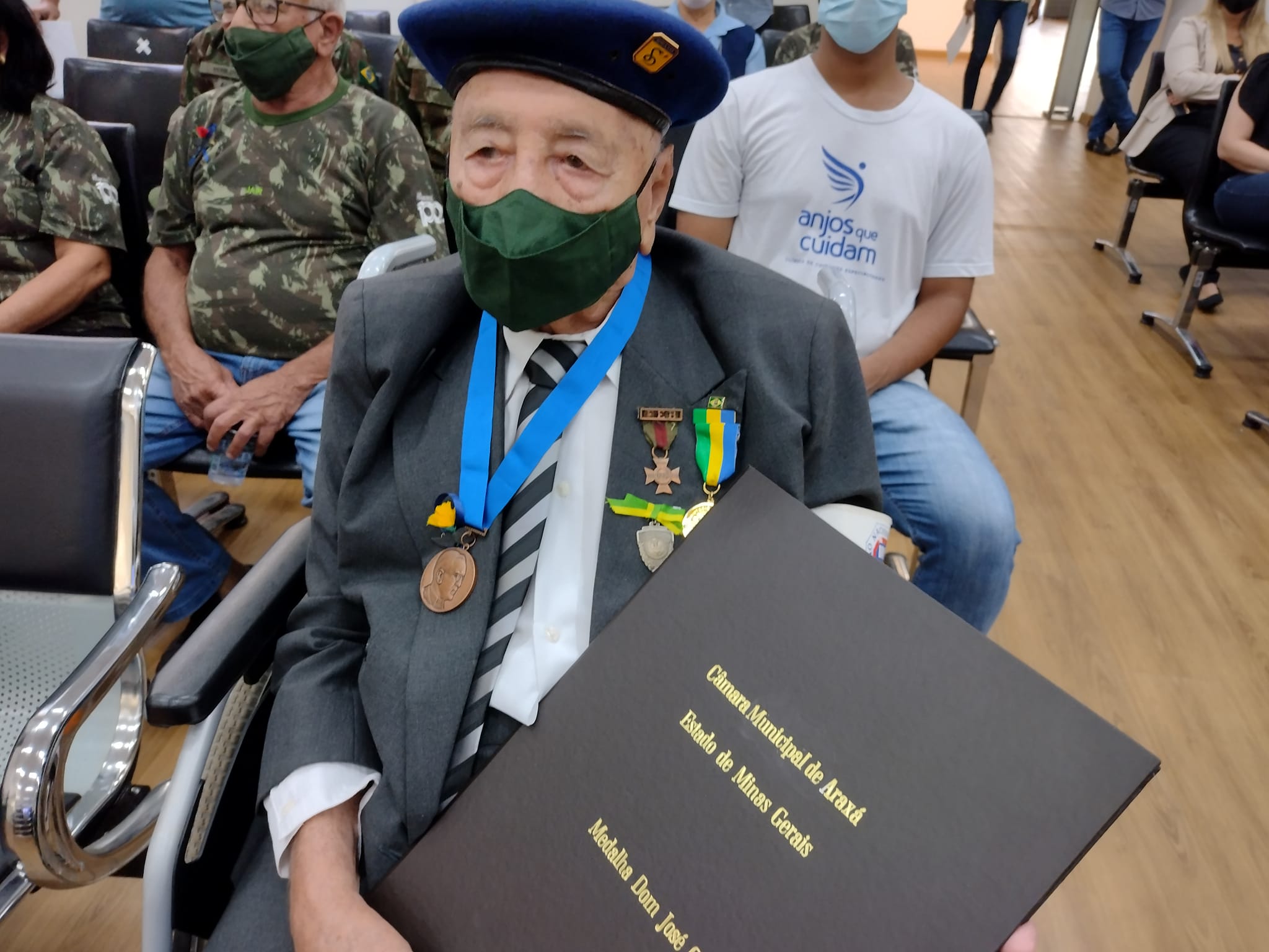 Herói Brasileiro é homenageado pela Câmara Municipal com medalha Dom José Gaspar 2021