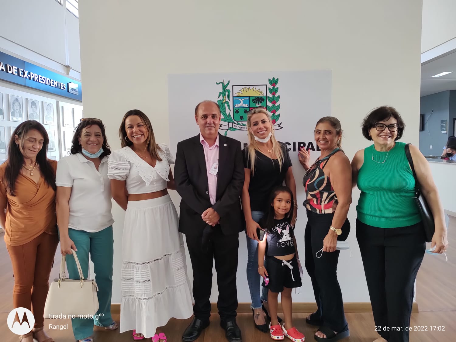 Câmara municipal de Araxá homenageia coordenadora da UPA Graziela Nepumoseno.