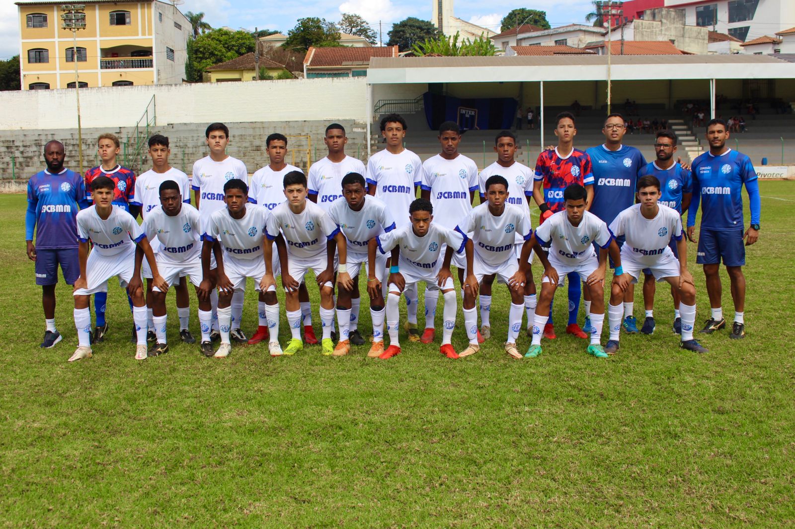 Dínamo traz 4 pontos de São Gotardo Campeonato Mineiro sub-15 e sub 17