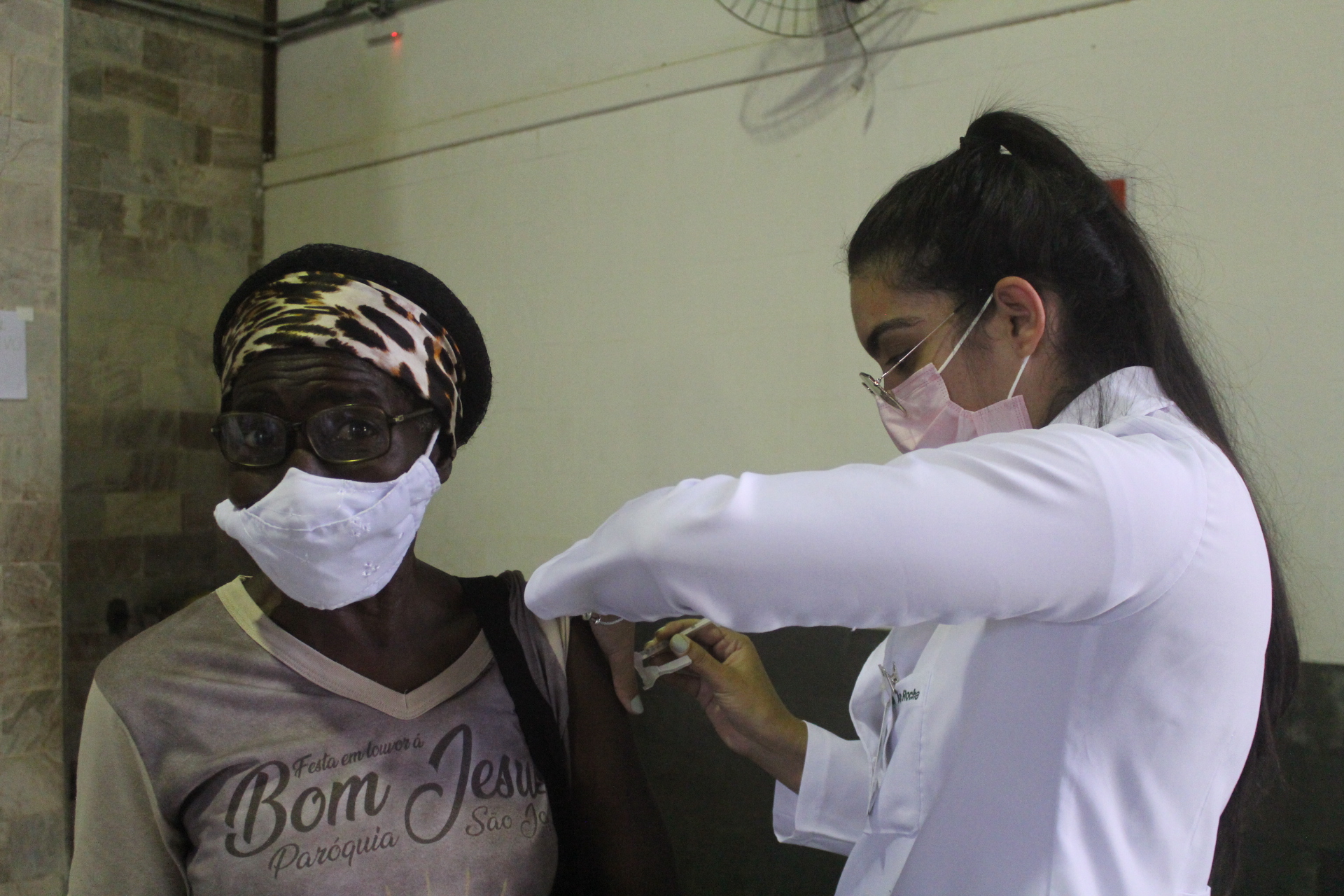 Cronograma de Vacina Covid 19 em Araxá contempla 4ª dose para pessoas 54+