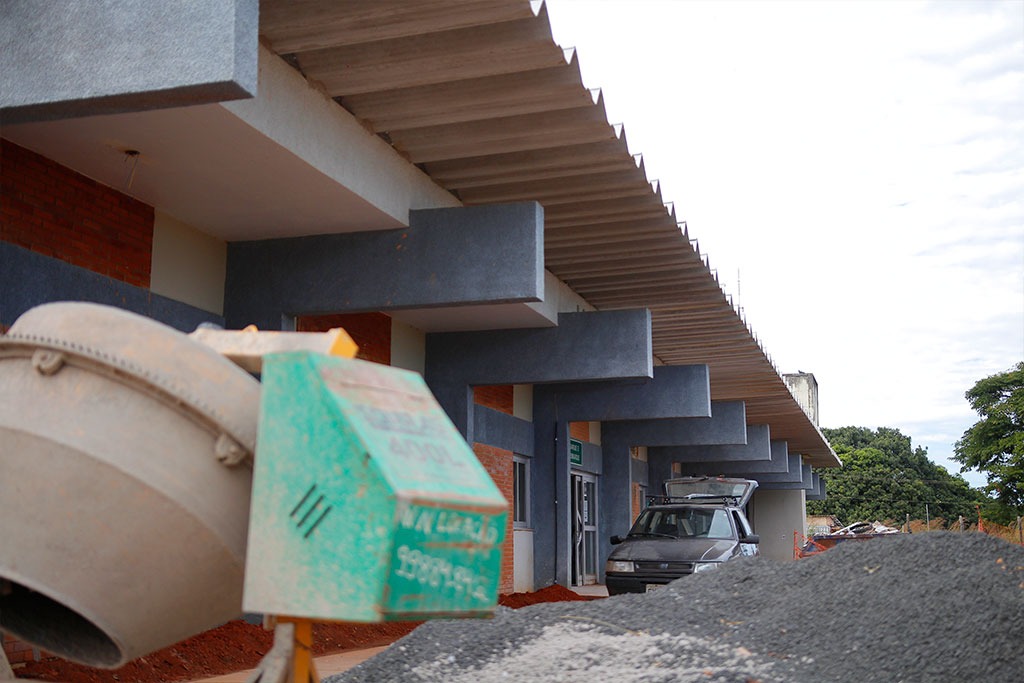 Reforma geral do Aeroporto Municipal de Araxá está na fase de implantação da nova cobertura