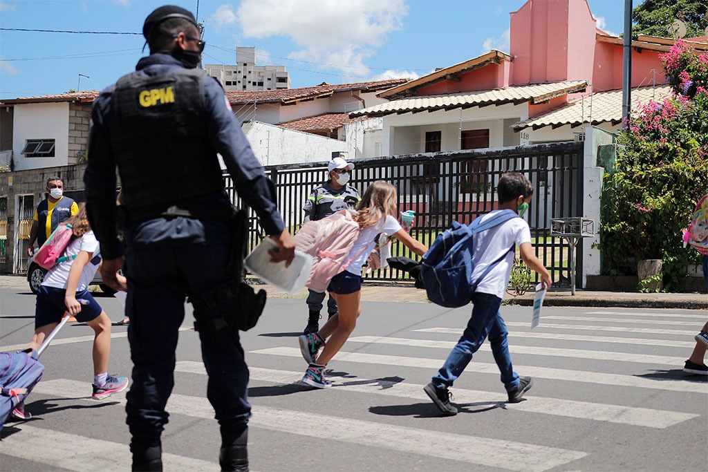 Prefeitura de Araxá abre concurso público com 190 vagas para vigilantes; inscrições vão até 8 de julho