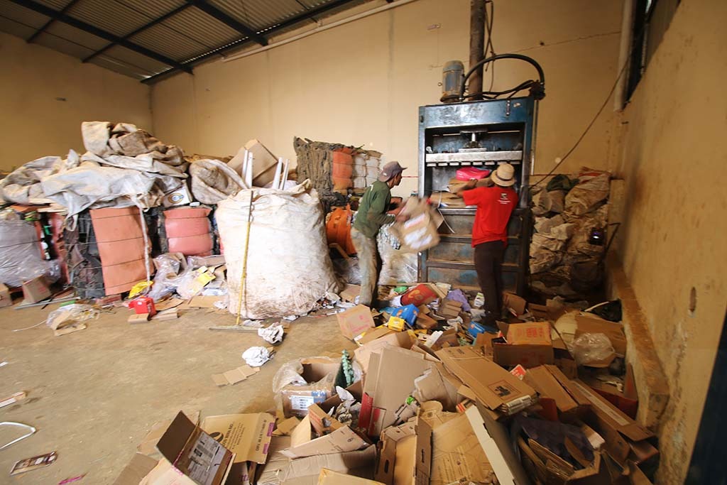 Prefeitura de Araxá ajuda na renda de 28 famílias que trabalham em cooperativas e associações de reciclagem