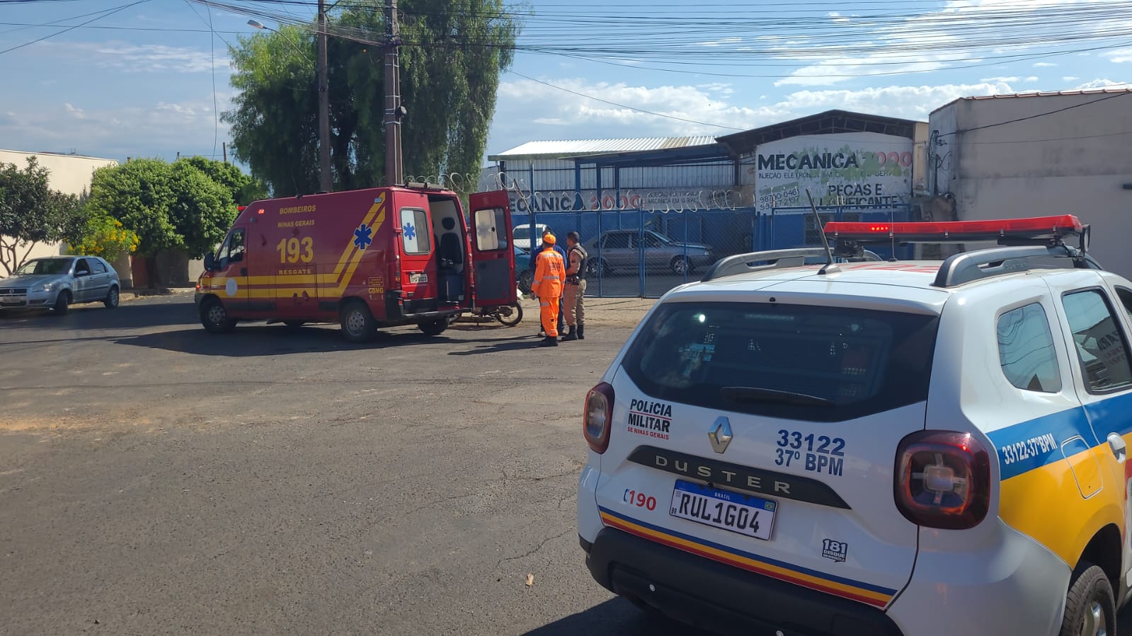 Colisão entre carro e moto no setor norte, neste sábado(29)