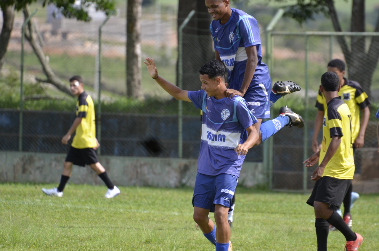 Dínamo faz preparação nas categorias de base para o Campeonato Mineiro 2023