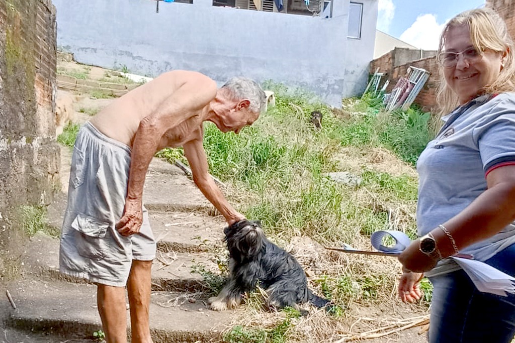 Vigilância Ambiental fiscaliza situação de cães que foram adotados no Canil Municipal de Araxá