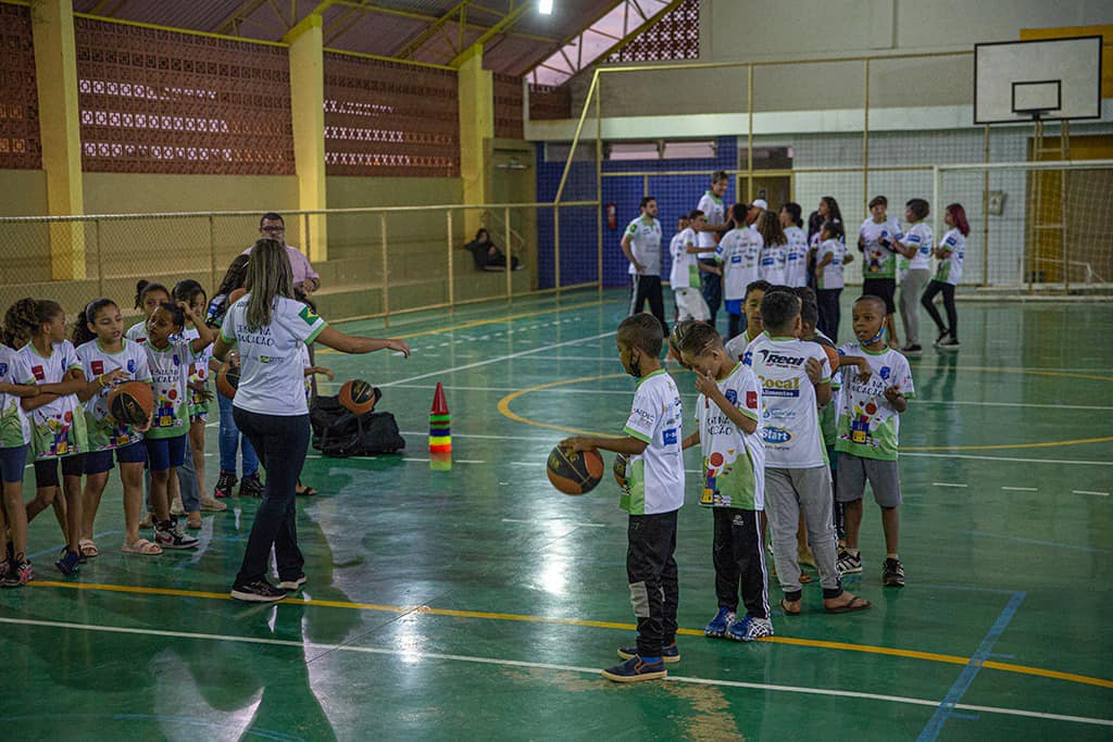 Projeto de basquete está com inscrições abertas para crianças e adolescentes em Araxá