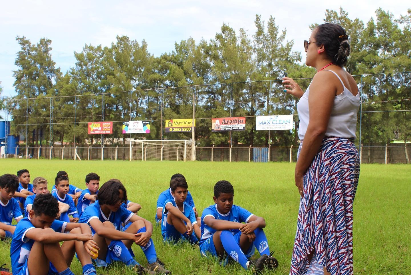 Alunos do projeto Dínamo Lobinho Transformando Vidas recebem palestra sobre a importância da Nutrição 