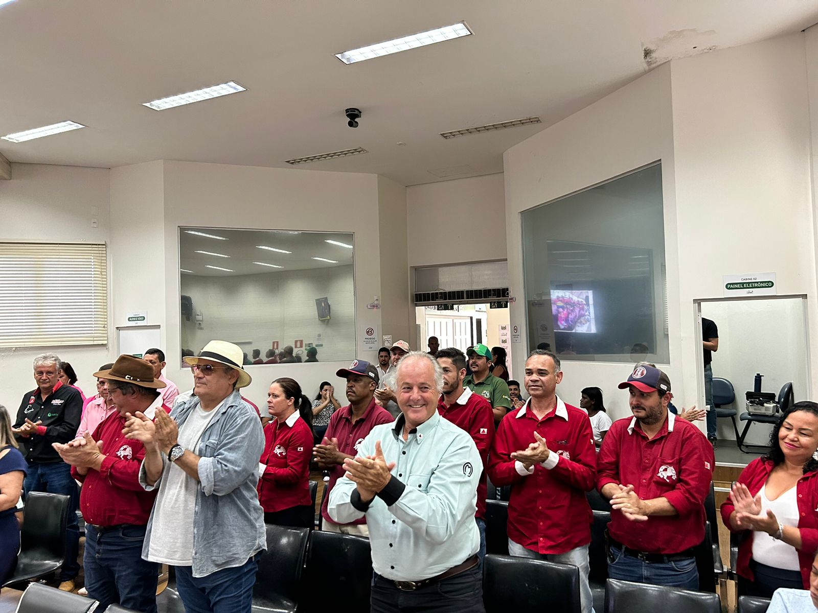 Câmara Municipal de Araxá:: Reunião Ordinária 04/04/2023