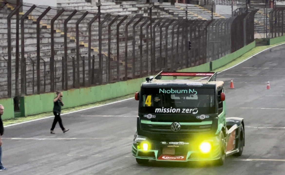 Mission Zero CBMM sobe novamente ao podium na 2ª etapa da Copa Truck, em Interlagos.