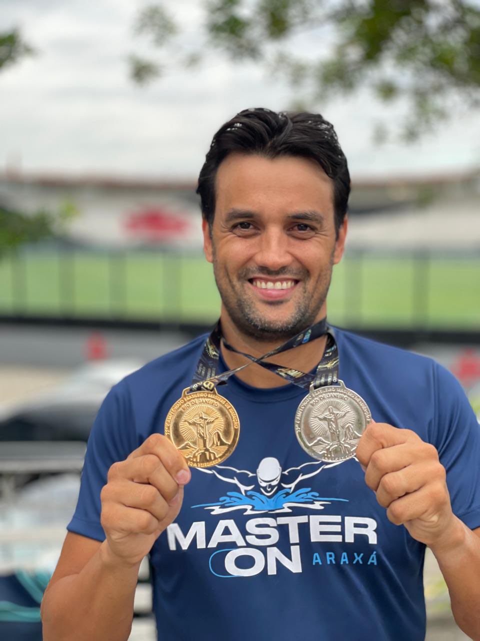 O Araxaense Fernando Silveira é campeão brasileiro de natação master no Rio de Janeiro