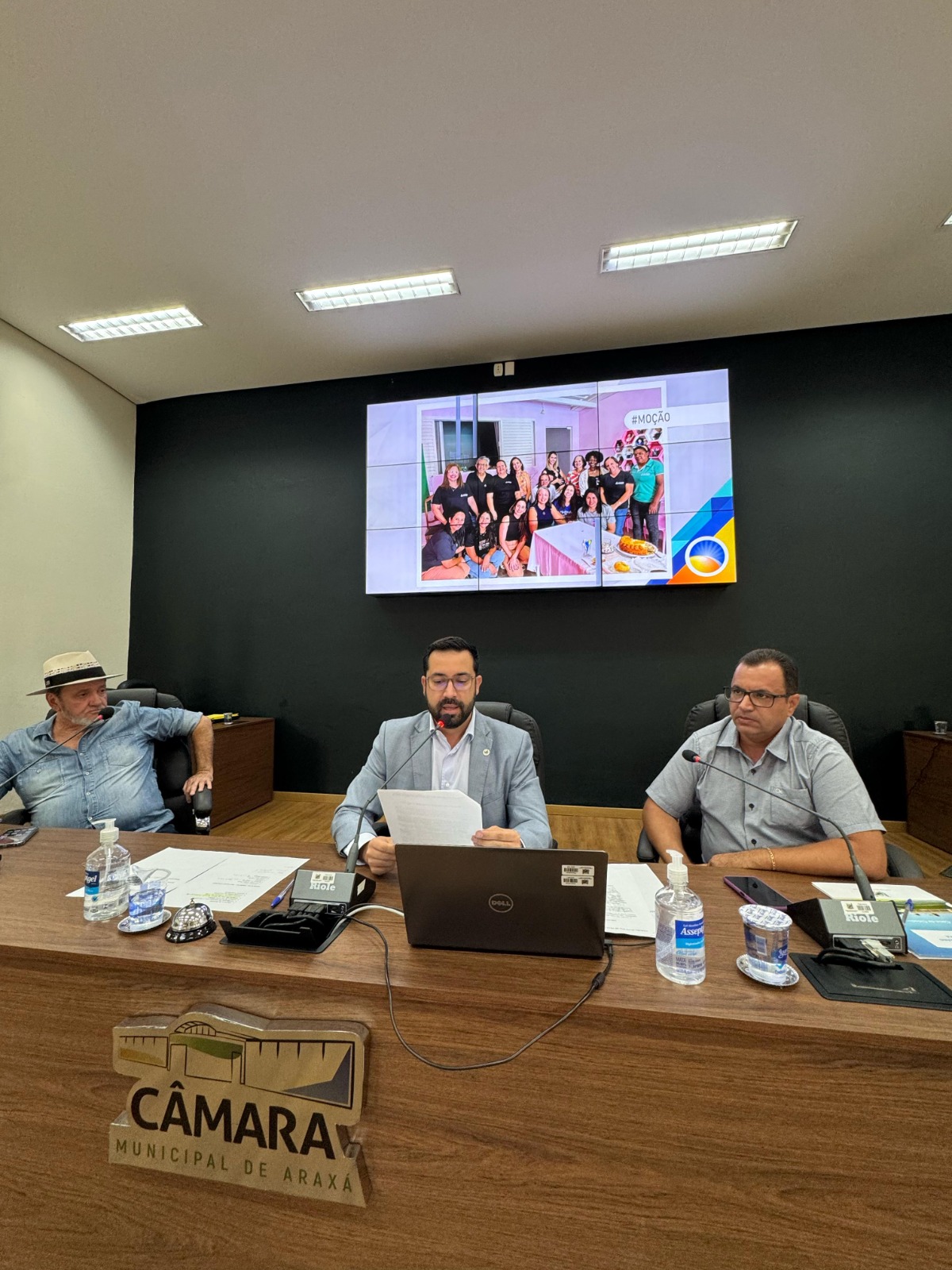 Câmara Municipal de Araxá: vereadores realizam a terceira Reunião Ordinária do ano solicitando melhorias para a Educação, Saúde e Serviços Urbanos