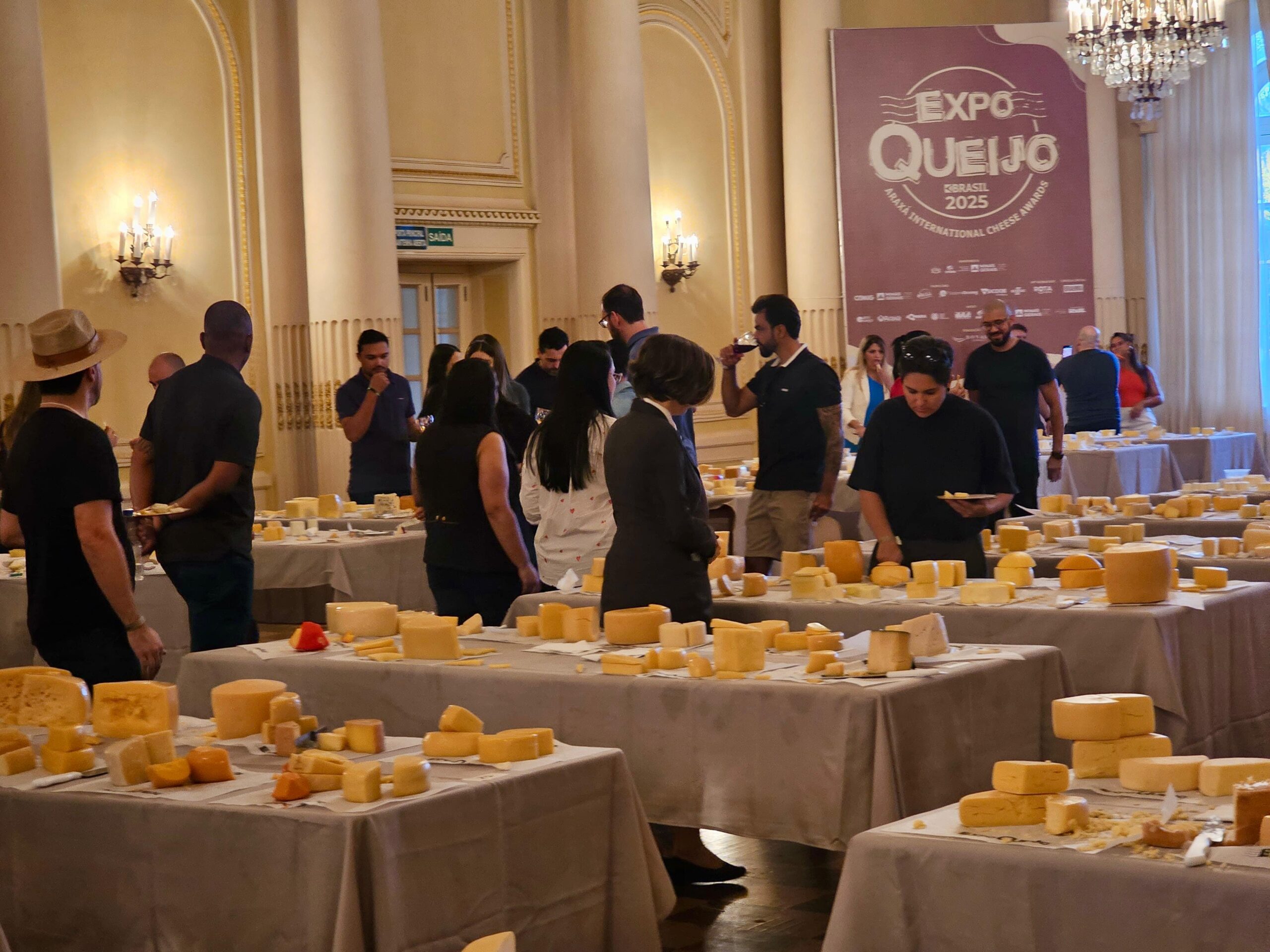 Turistas de todo o mundo elogiam ExpoQueijo e se encantam com Araxá
