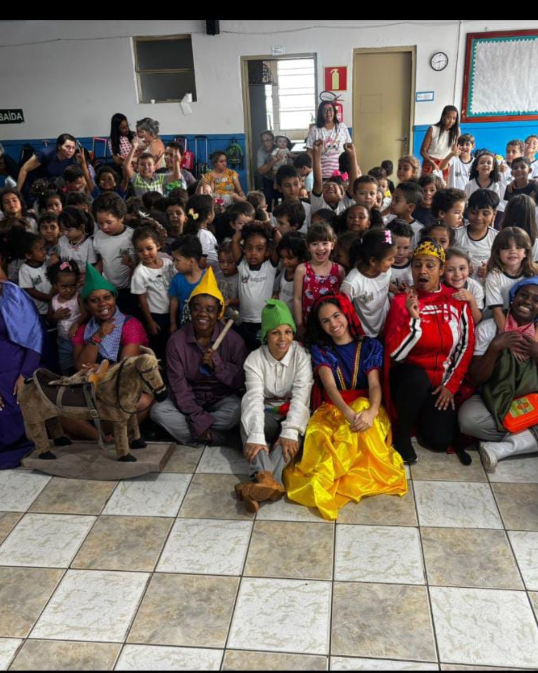 Semana da Criança leva alegria e aprendizado às escolas e CEMEIs da rede municipal de Araxá