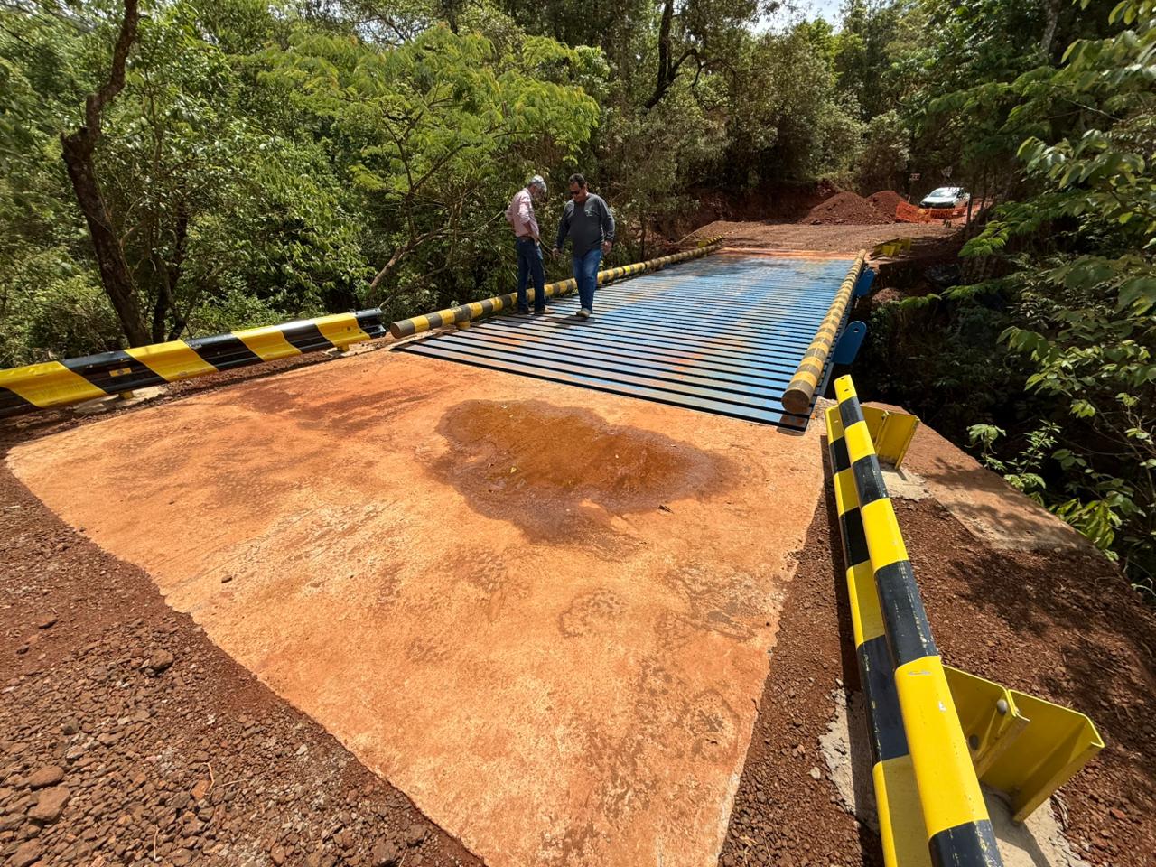 Prefeitura de Araxá entrega duas novas pontes nas regiões do Ribeirão Pirapitinga e Quebra-Cang