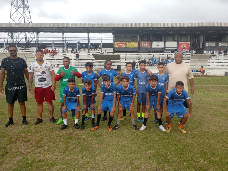 5ª edição da Manhã Esportiva reúne centenas de participantes no Estádio Fausto Alvim