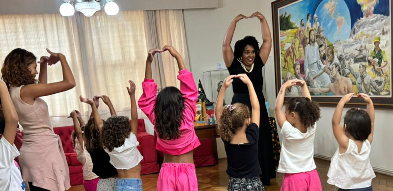 Projeto “Férias no Museu” reúne dezenas de crianças em programação cultural durante as férias escolares