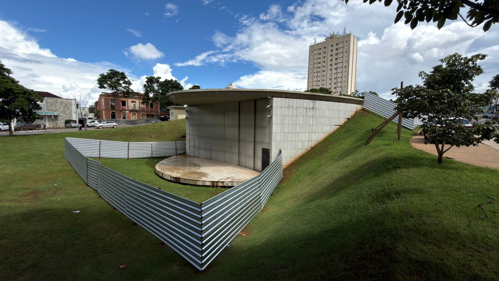 Prefeitura de Araxá inicia obras de reforma do Teatro Municipal Maximiliano Rocha