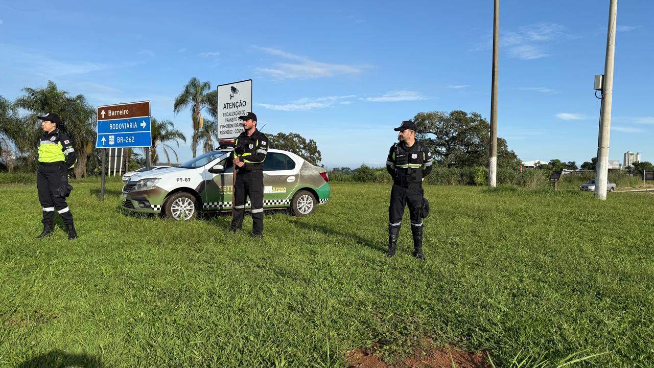 Prefeitura reforça orientação sobre circulação de caminhões pesados nas avenidas centrais de Araxá