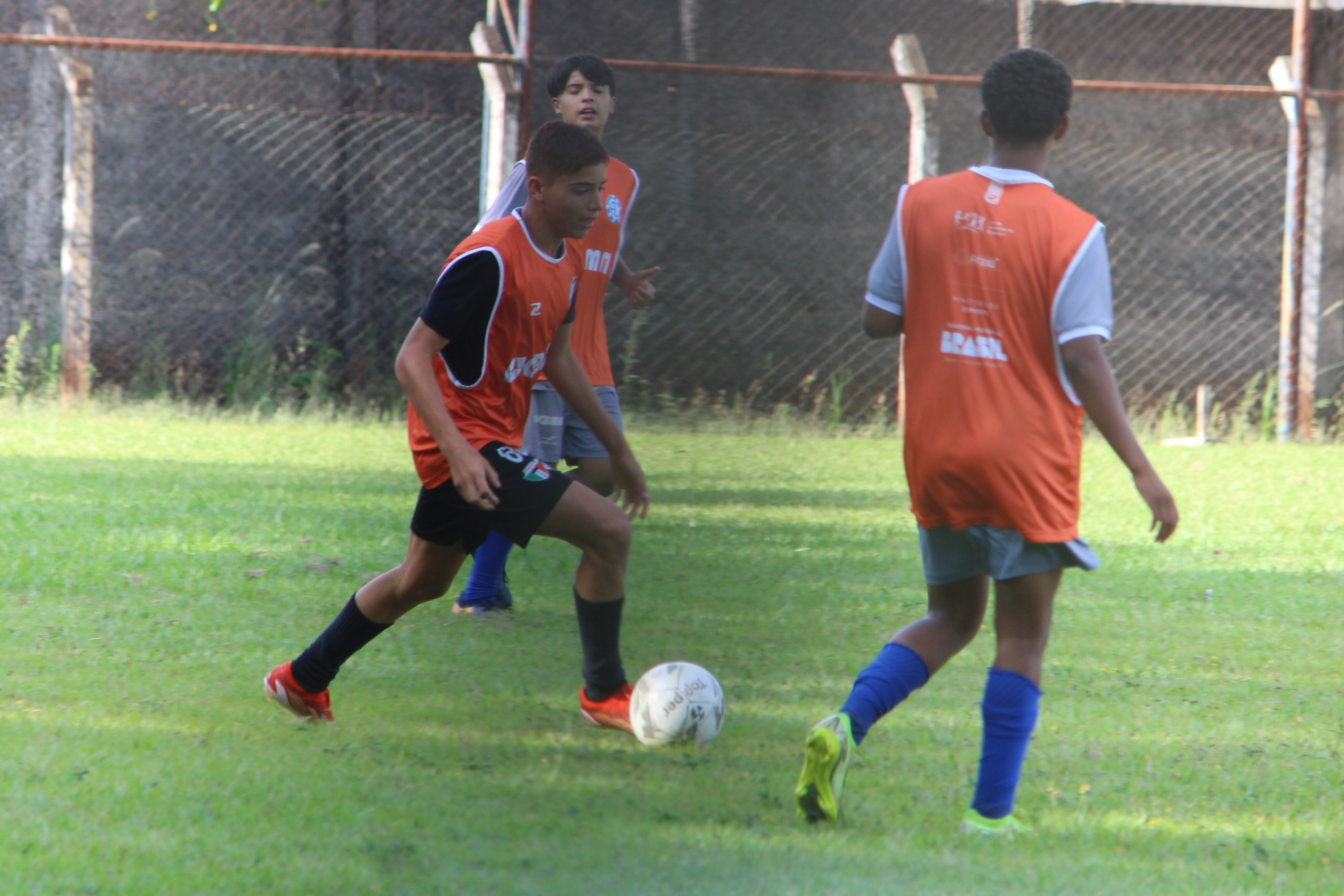 Dínamo de Araxá realiza seletiva de atletas para as categorias Sub-15 e Sub-17 neste sábado(25)
