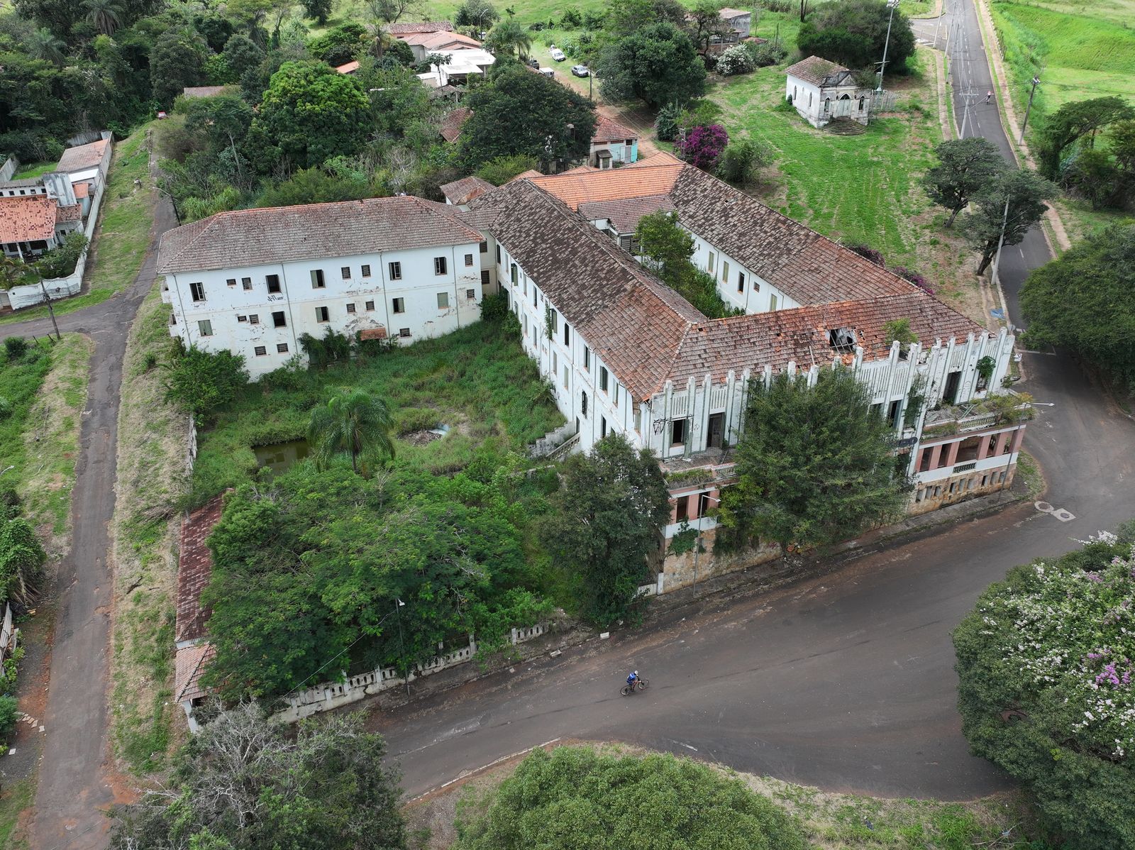 Prefeitura de Araxá reabre leilão do Complexo Hotel Colombo no dia 30 de abril