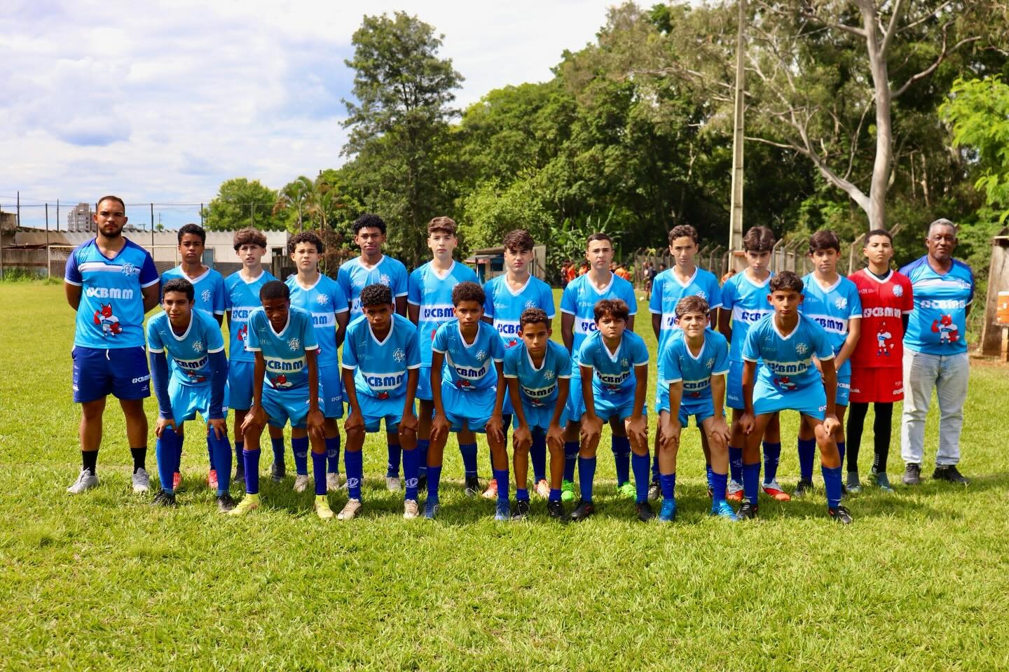Projeto Lobinho realiza integração esportiva   contra a equipe Gol de Placa