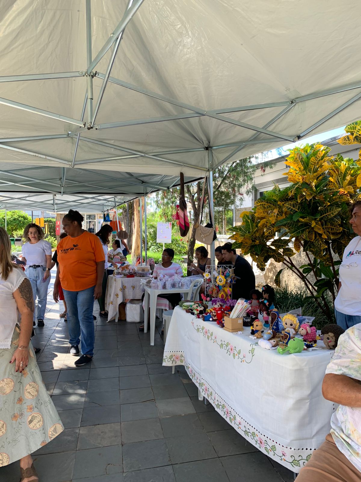 Artesanato de Araxá ganha impulso com iniciativa voltada à geração de renda e valorização cultural