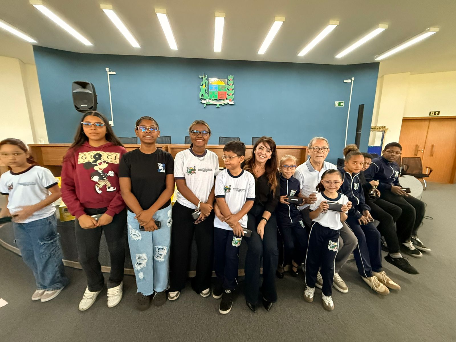 Prefeitura amplia cuidado com a saúde visual de crianças e adolescentes com entrega de óculos
