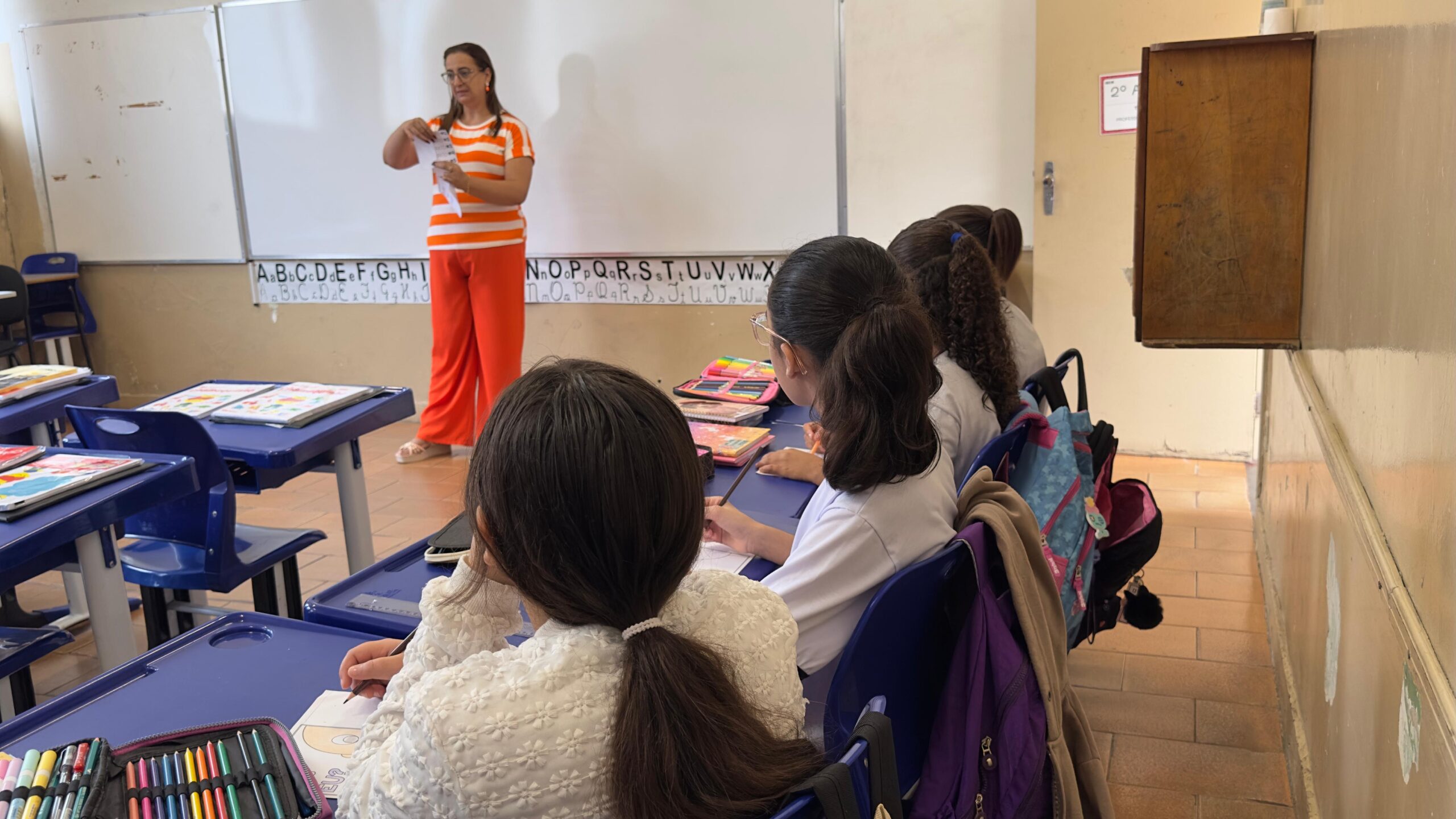 Secretaria de Educação de Araxá abre processo seletivo para contratação temporária de professores e supervisor pedagógico